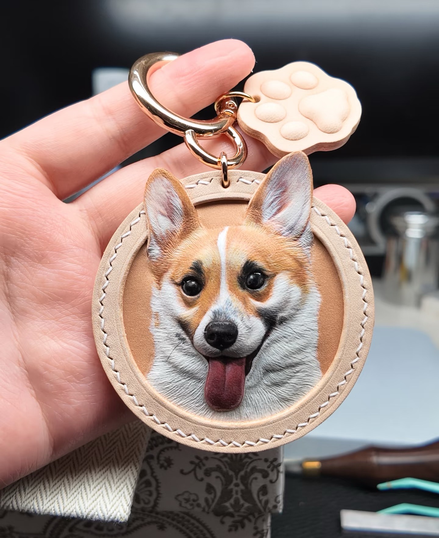 Custom leather pet portrait detail